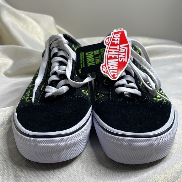 Vans Unisex NWT Old Skool Eyes In The Dark Glow In The Dark Sneakers 7M 8.5W - Picture 6 of 11